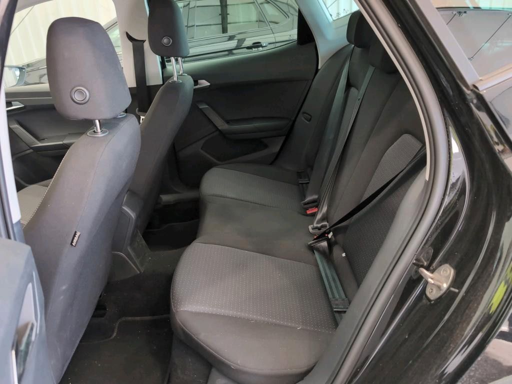Fahrzeugabbildung SEAT Arona Style DSG LED NAVI GRA PDC DAB 1.HD