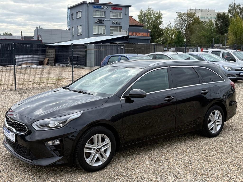 Kia Ceed 1.4T Aut./LED/Navi/Kamera/Carplay/SR+WR!