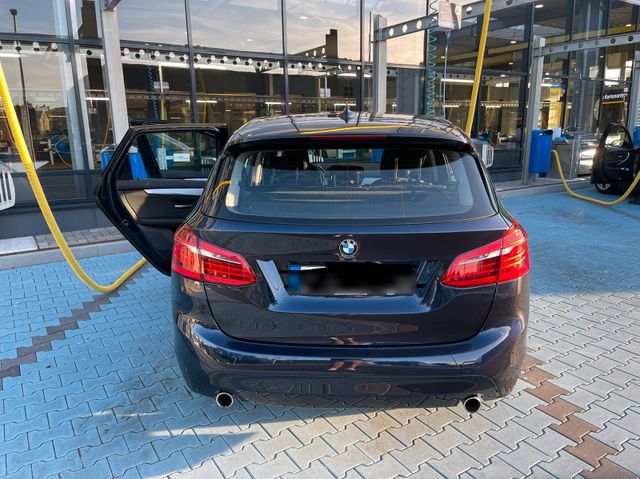 BMW 2.20 active tourer