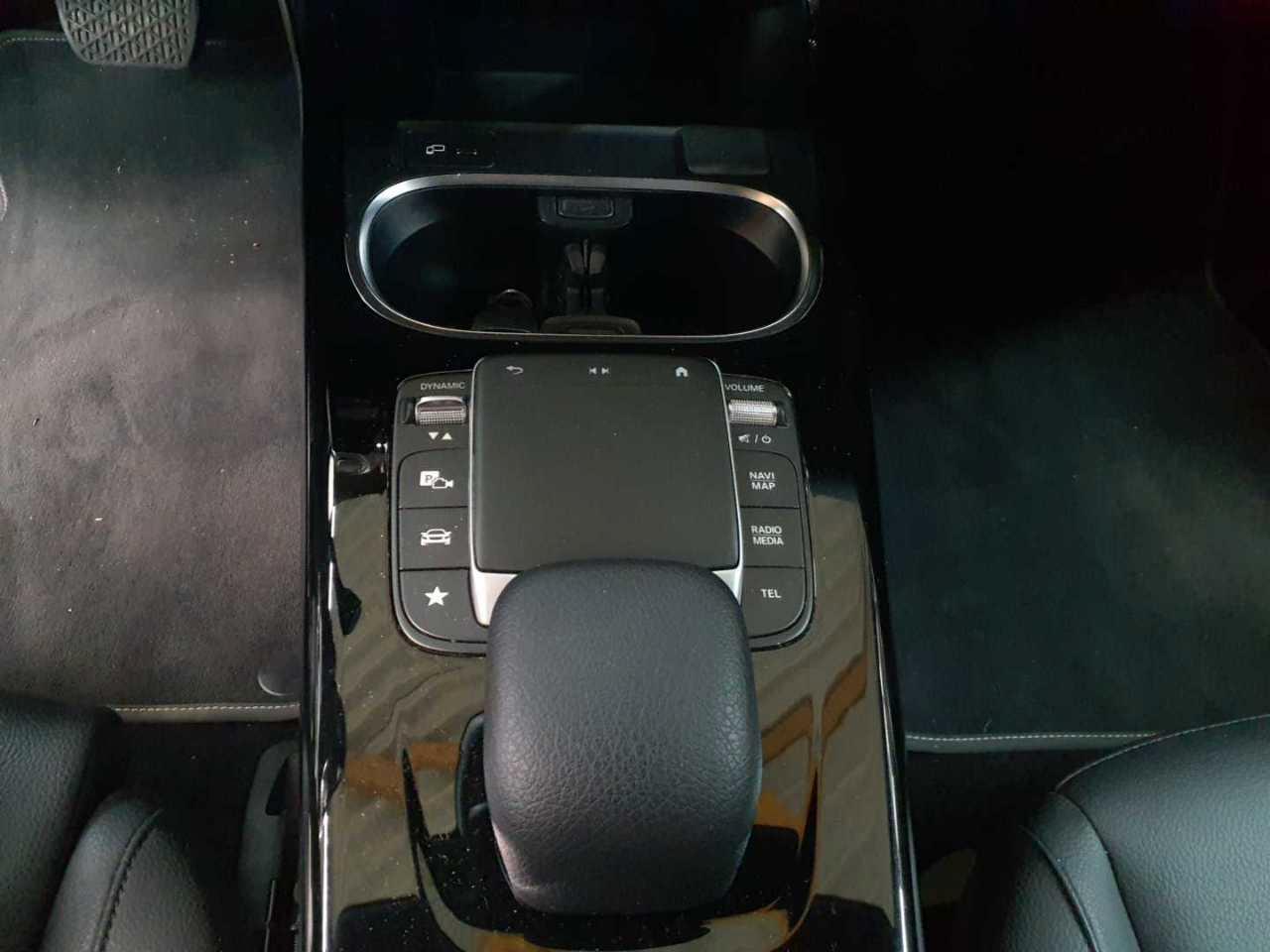 Mercedes-Benz A 250e -Progressive AHK BusiP AssiP Beam
