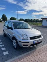 Ford Fusion 1.6 16V Trend Trend/TÜV Neu - Ford Fusion: Trend
