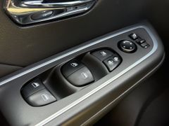 Fahrzeugabbildung Nissan Micra 1.0 N-Sport BOSE Sitzheizung Kamera