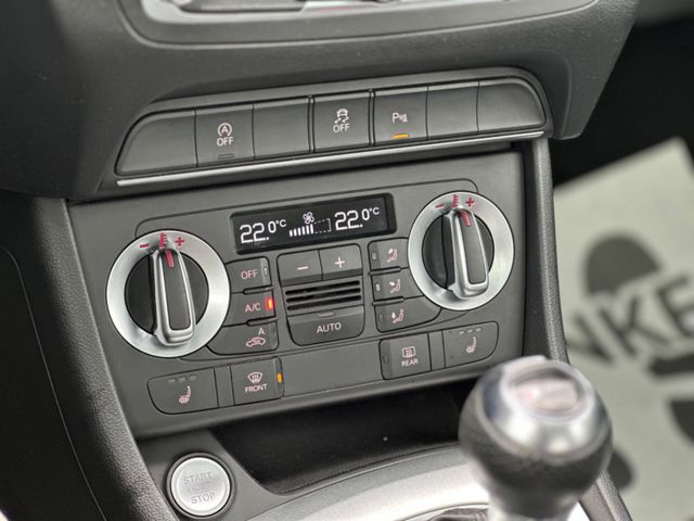 Audi Q3  2.0 TDI quattro S-LINE
