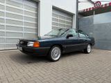 Audi 100 2.0E  Klassiker mit Stil - Audi 100: 2.0