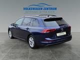 Volkswagen Golf VIII Variant 1.5 eTSI DSG Life,NAVI,SHZ,ACC - Volkswagen Golf: Blau