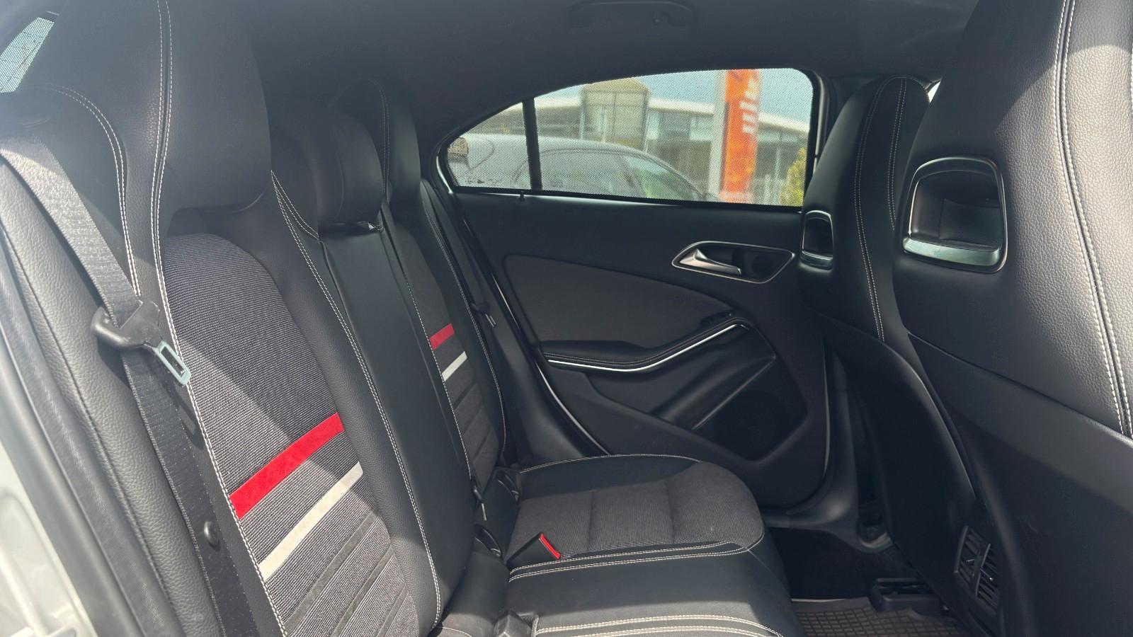 Mercedes-Benz A 250 BE Automatik*PDC*Xenon