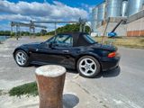BMW Z3 Roadster 2.8 cosmosschwarz breites Heck - BMW aus 1997