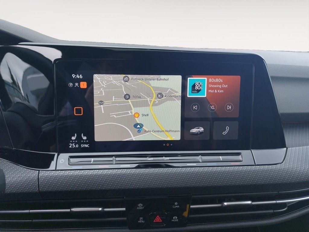 Fahrzeugabbildung Volkswagen Golf 1.5 eTSI DSG R-Line Standheizung
