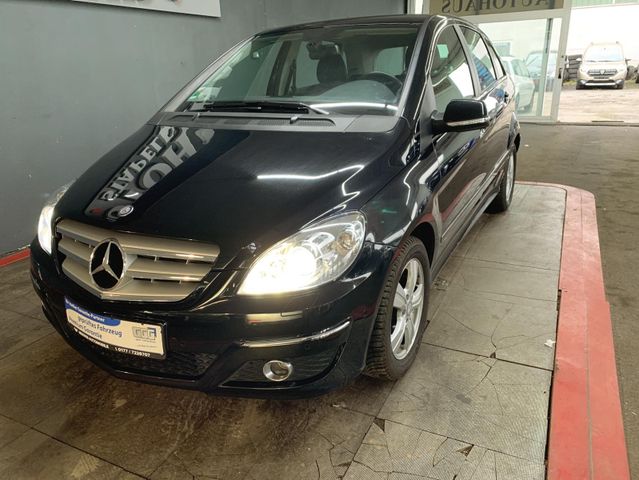 Mercedes-Benz B -Klasse B 200,PDC.AHK.NAVI