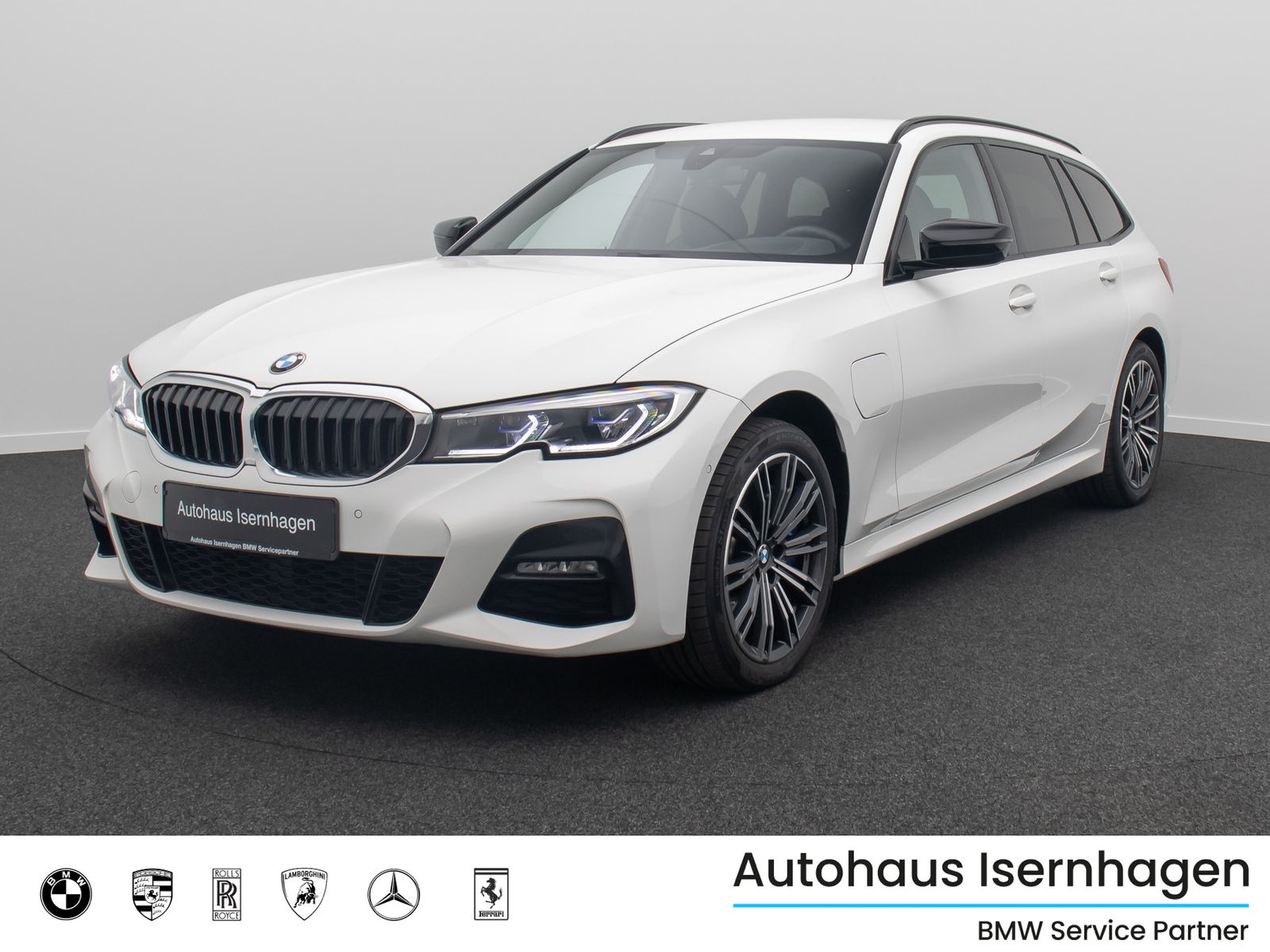 Fahrzeugabbildung BMW 330e xD M Sport DAB Laser AHK HUD Kamera Alarm