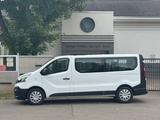 Renault Trafic Combi L2H1 3,0t  Life /9-Sitzer/Navi/ - Renault Trafic Gebrauchtwagen in Stuttgart