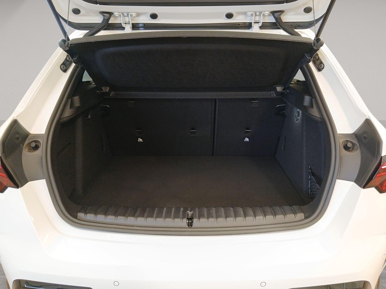 BMW M135 xDrive Head-Up LiCoProf HiFi h/k DA+ PA+