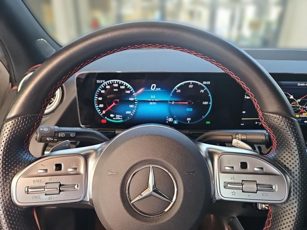 Fahrzeugabbildung Mercedes-Benz EQA 250 AMG DAB Totwinkel Spur LED Kamera