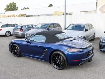 Porsche Boxster - 11