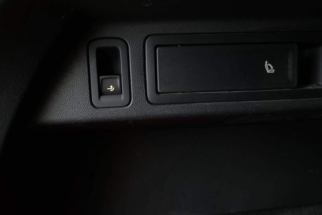 Volkswagen Tiguan 2.0TDI DSG Highline 4Motion AHK 360° Navi