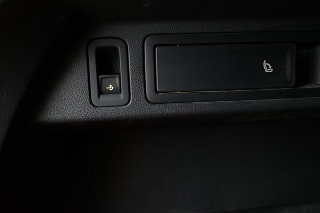 Volkswagen Tiguan 2.0TDI DSG Highline 4Motion AHK 360° Navi