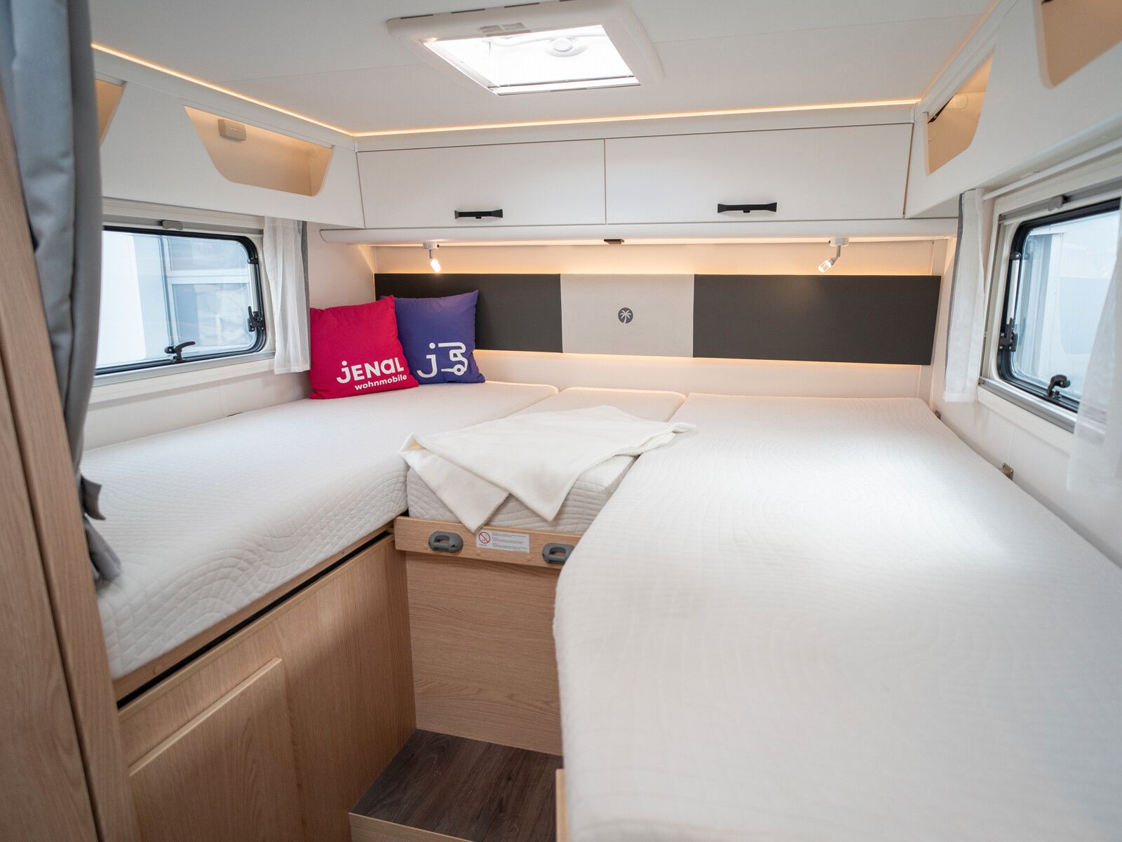 Fahrzeugabbildung Sunlight Adventure T 67S Navi/Kamera, Sat/TV, Markise uvm
