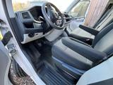 Volkswagen T6 langer Radst. LR, Camperausbau, 9 Sitzer, AHK - VW T6 Transporter von privat