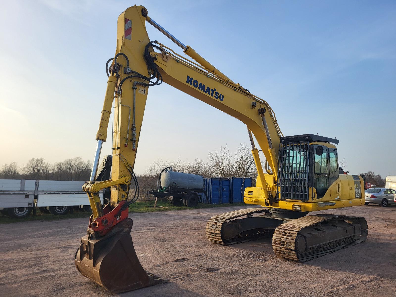 Komatsu PC 240 NLC - 7K