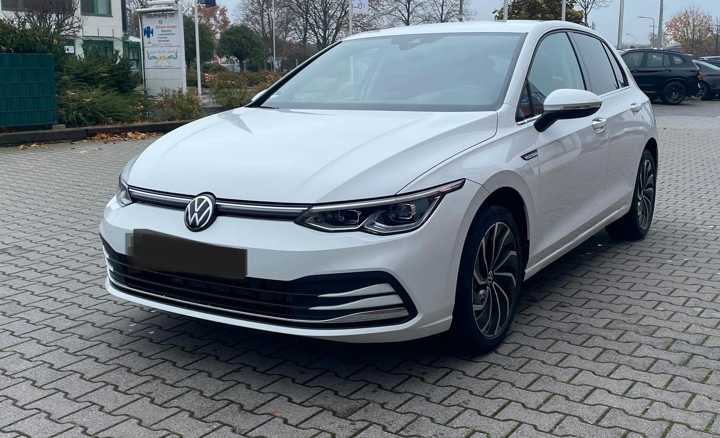 Volkswagen Golf VIII Lim. Style eTSI