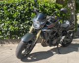 Suzuki GSR750A - TÜV neu, Tiefergelegt  - Angebote