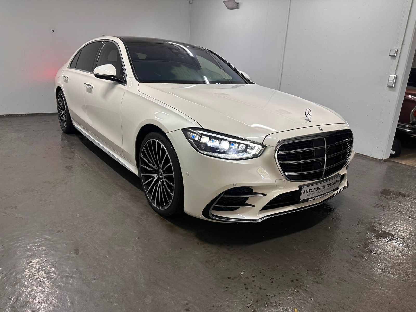 Fahrzeugabbildung Mercedes-Benz S 500 4MATIC L *AMG-LINE*PANORAMA*TV*STANDH*