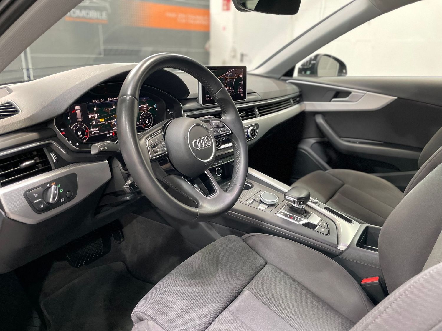 Fahrzeugabbildung Audi A4 2.0 TDI sport #Virtual#Tempomat