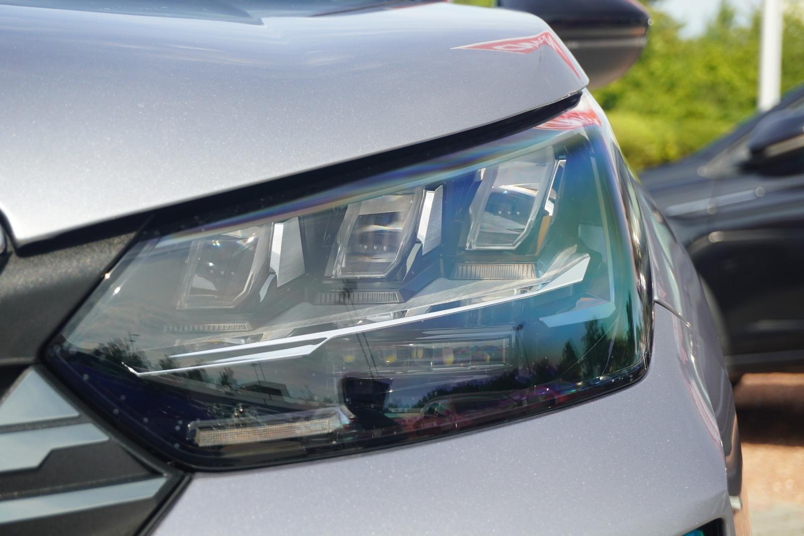 Peugeot 2008 GT 1.2 Hybrid 145 Aut. LED ACC Navi 360°