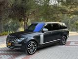 Land Rover RANGE ROVER AUTOBIOGRAPHY*4.4 SDV8*LWB*LANG*VIP* - Land Rover Range Rover mit Diesel-Antrieb: Geländewagen, Automatik