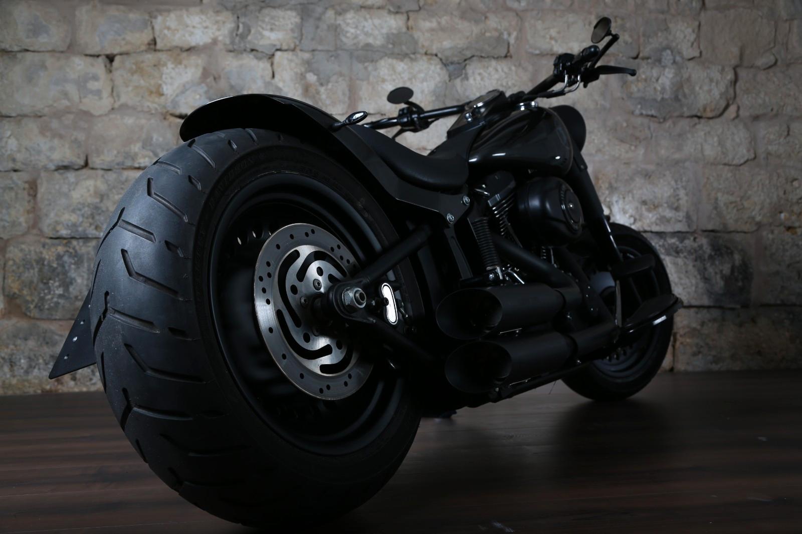 Harley-Davidson Fat Boy Special Schwarz&laut Umbau Jekill & Hyde