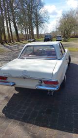 Mercedes-Benz SL 230 - Mercedes-Benz SL aus dem Jahr 1965