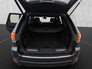 Jeep Grand Cherokee 3.0 CRD Limited PANO KAMERA XENON