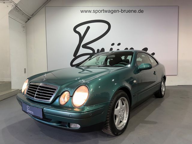 Mercedes-Benz CLK 320 Sport GARANTIE/DESIGNO/KLIMA/TEMPOM./TOP