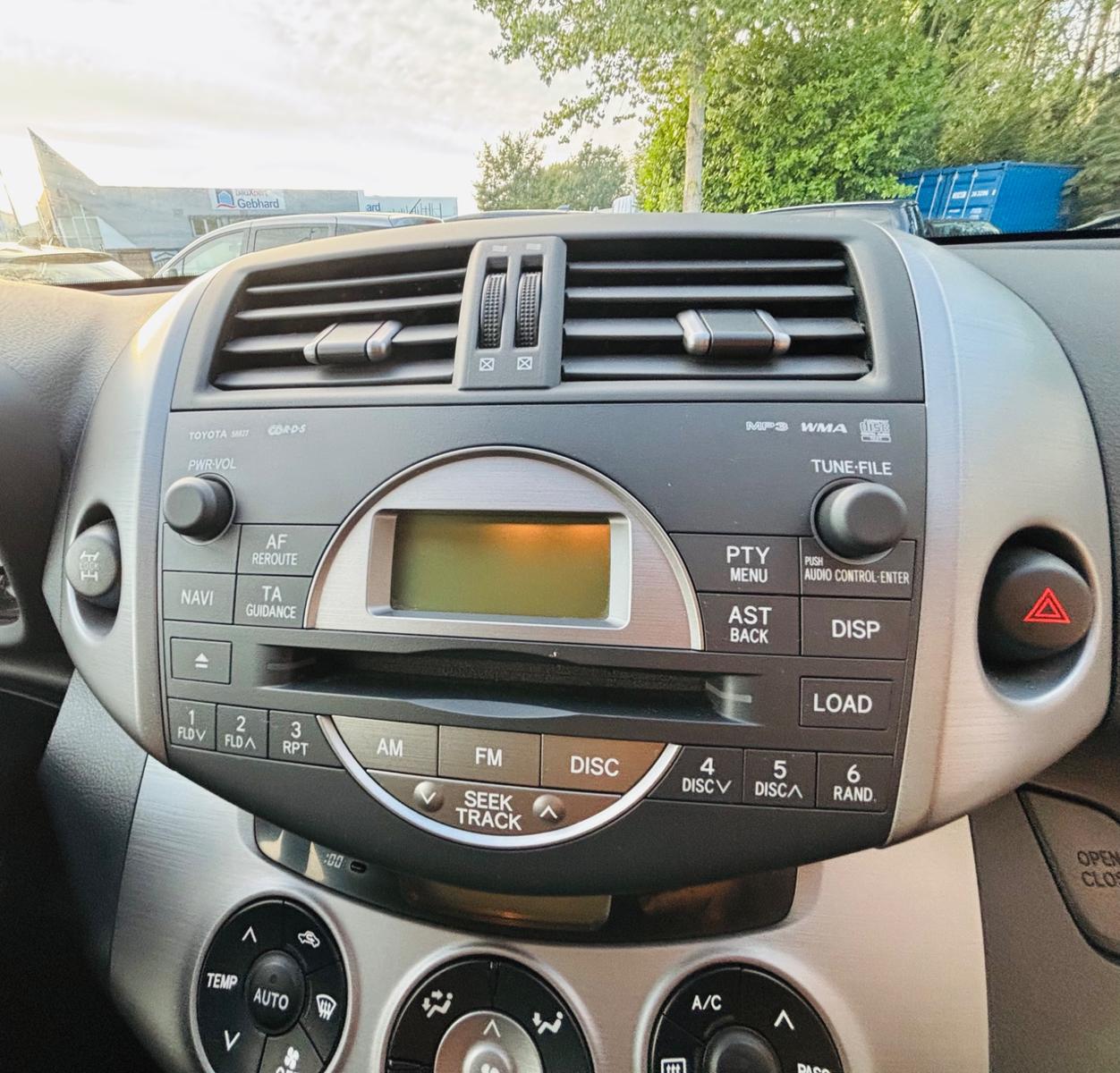 TOYOTA RAV 4 2.2D 177CH 4X4