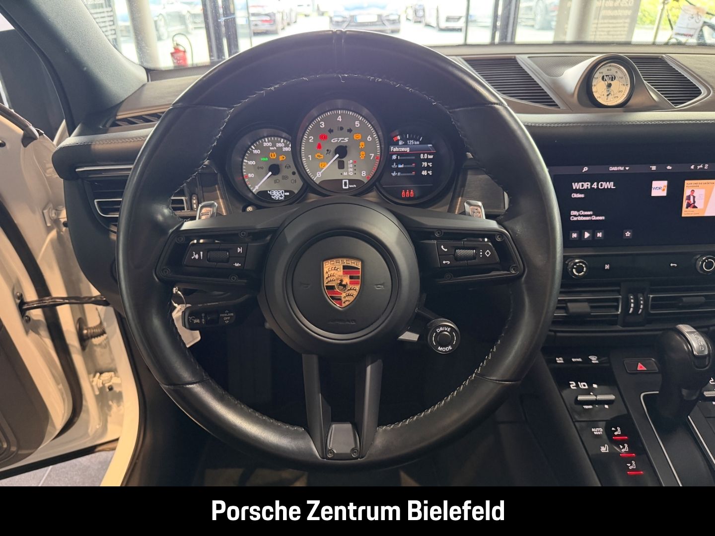 Porsche Macan GTS Standheizung Sportabgas Luftfederung foto 22