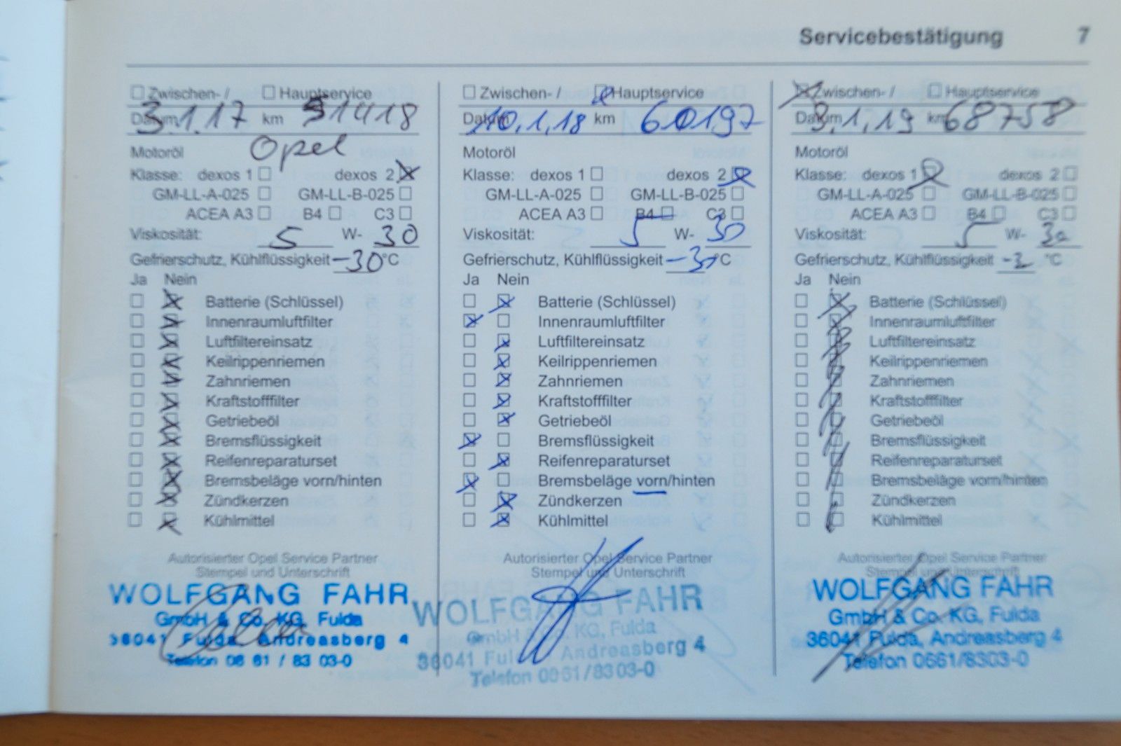 Fahrzeugabbildung Opel Astra J Sports Tourer Design Edition *1. Hand