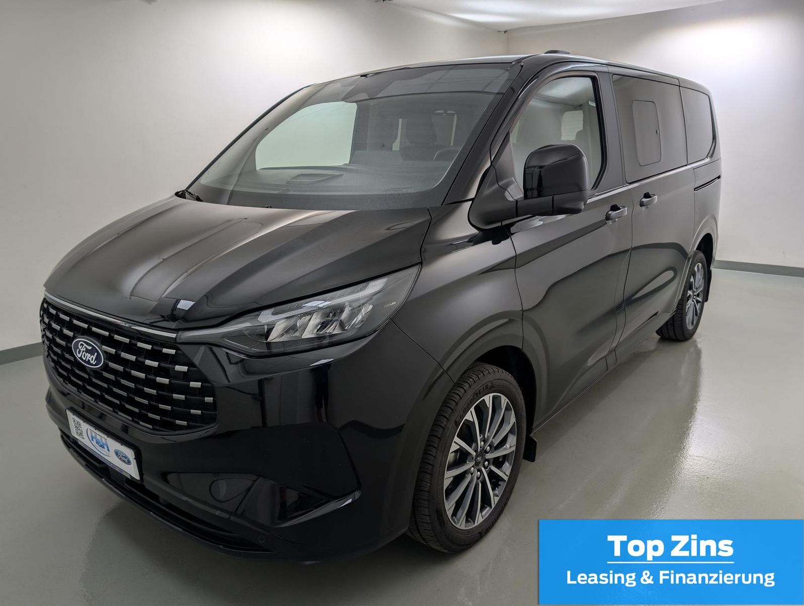 Ford Tourneo Custom 2.5 PHEV L1 Titanium el.Sch.Türen imagem 2