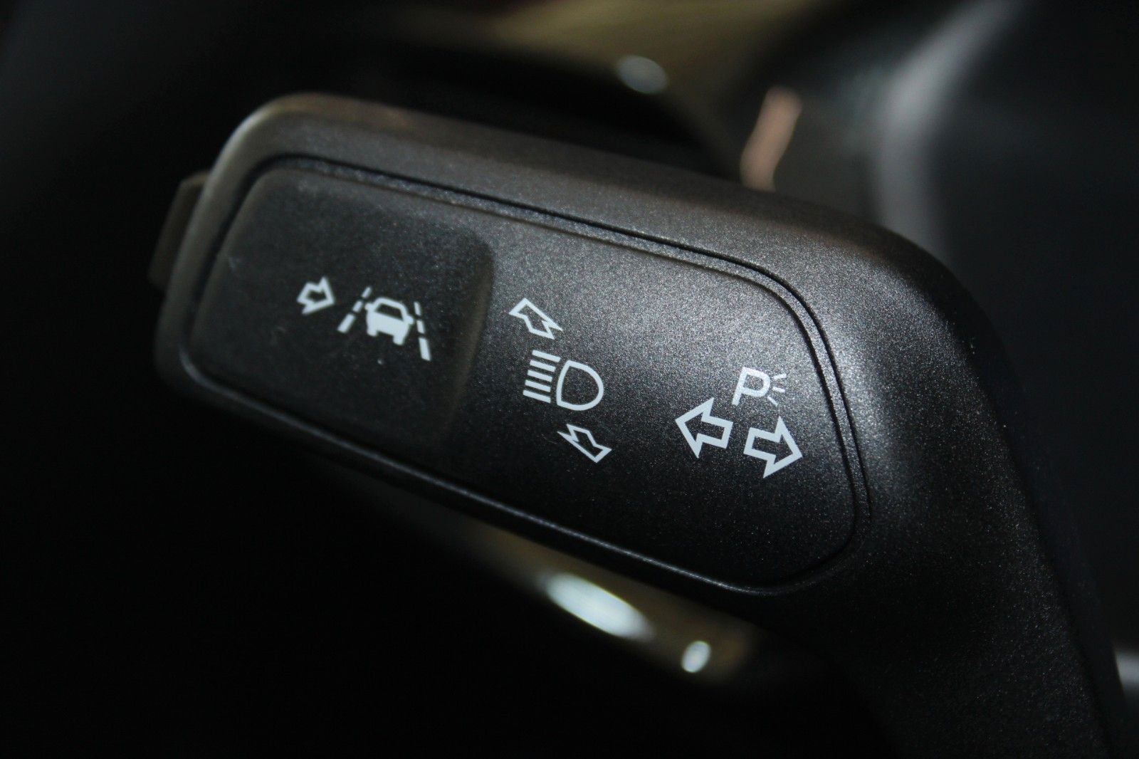 Fahrzeugabbildung Ford Puma MHEV ST-Line AHK LED NAVI WINTER PAKET uvm.