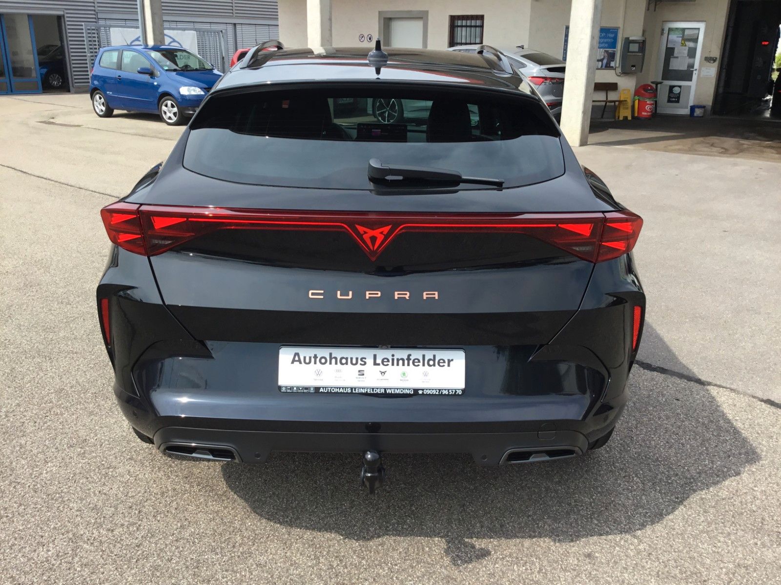Fahrzeugabbildung CUPRA Formentor 1.5 eTSI DSG +AHK+Navi+18"+TopView