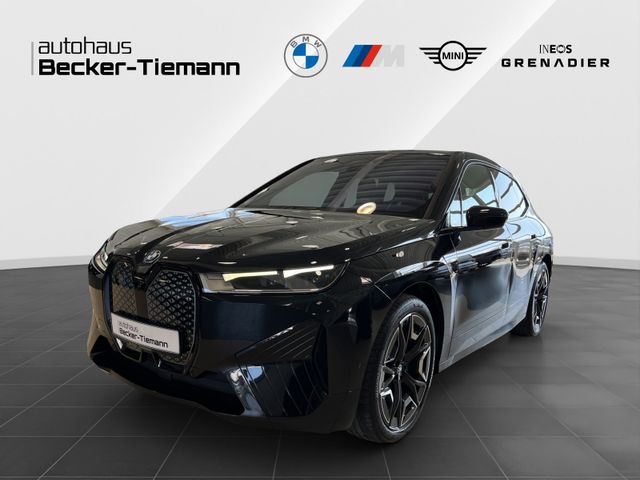 BMW iX xDrive50 Sportpaket DrivingAssistant Prof AHK