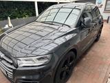 Audi SQ5 3.0 TFSI quattro Audi Garantie /Deutsche Fzg - : Geländewagen, Deutsche