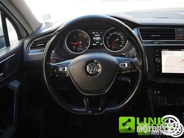 Volkswagen Tiguan - 10