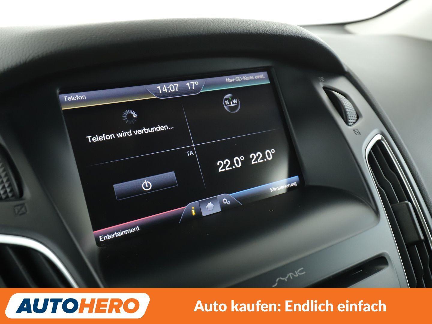 Ford Focus 1.5 EcoBoost Titanium Aut.*TEMPO*PDC*SHZ*
