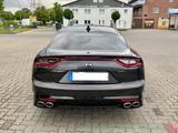 Kia Stinger 3.3 AWD GT-Bastuck-Brembo neu-Garnantie - graue Kia Stinger