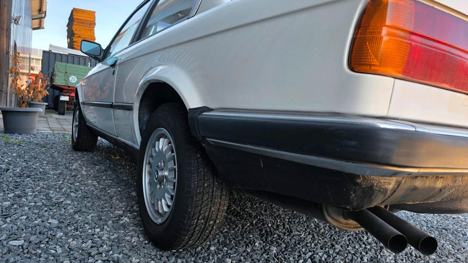 BMW E30 320i Schalter 6 Zylinder 2 Türer S...