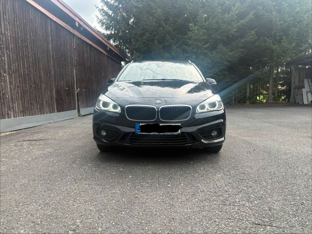 Image of BMW 220