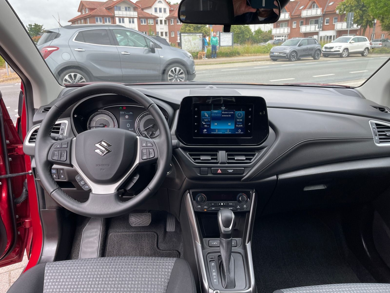 Fahrzeugabbildung Suzuki S-Cross 1.5 Hybrid Comfort Automatik/AHK/Allwett