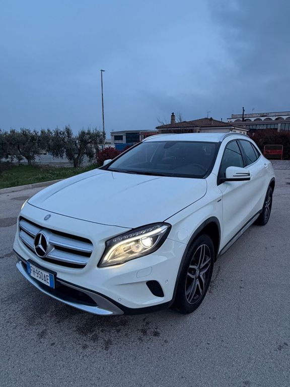 Image of Mercedes-Benz GLA 200
