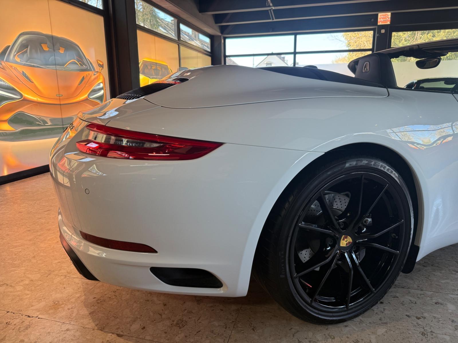 PORSCHE 911 - 991 - CARRERA CABRIOLET