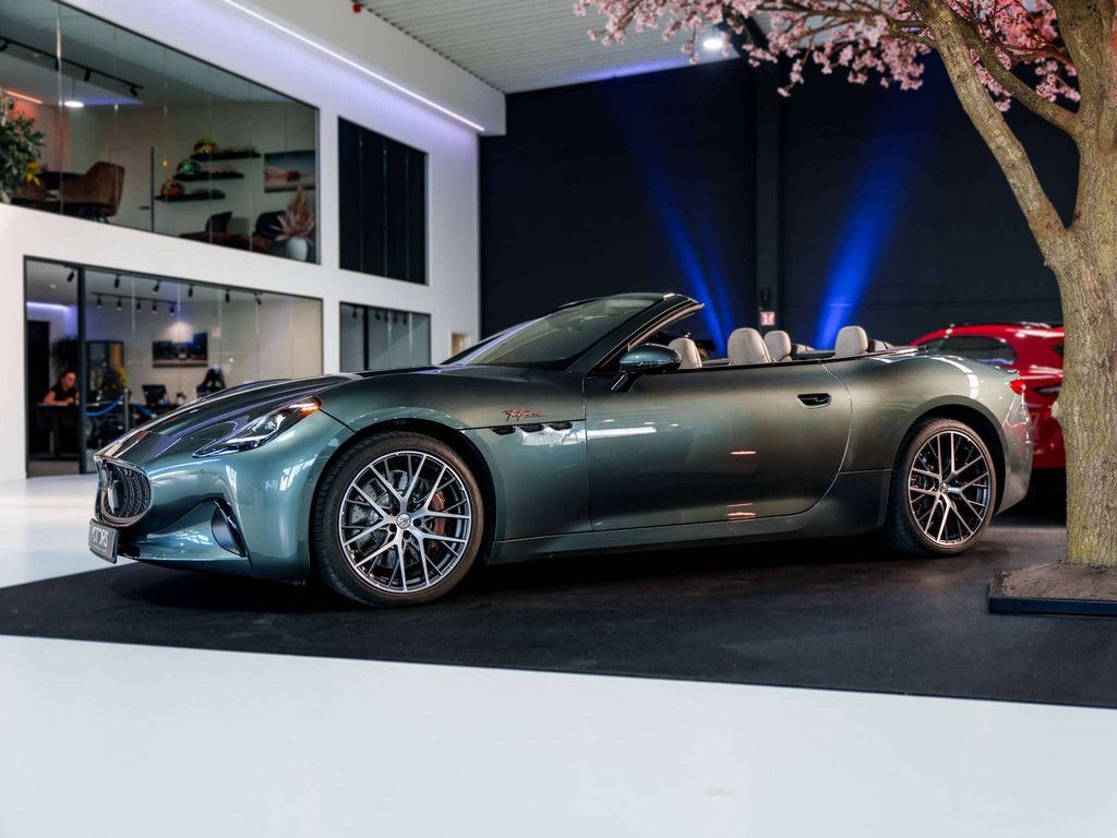 Maserati GranCabrio Folgore AWD 92,5kWh - Verde Giada - C imagem 2